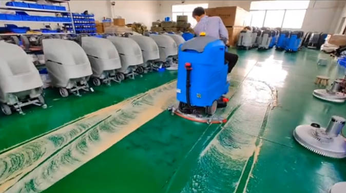 秦皇岛2023年还在用人工的物业保洁不妨试试洗地机吧